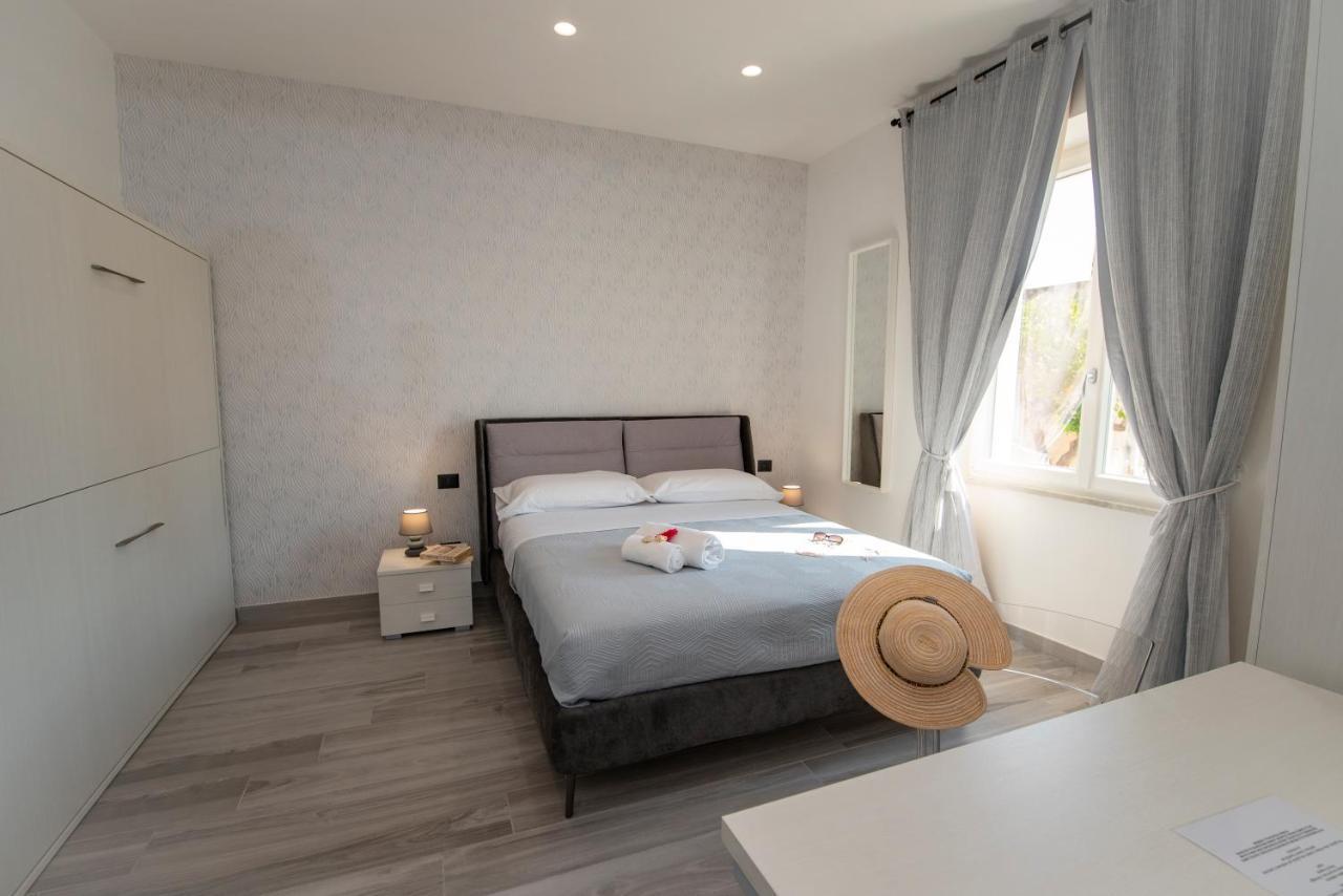 La Dolce Vita Rooms Procida Extérieur photo